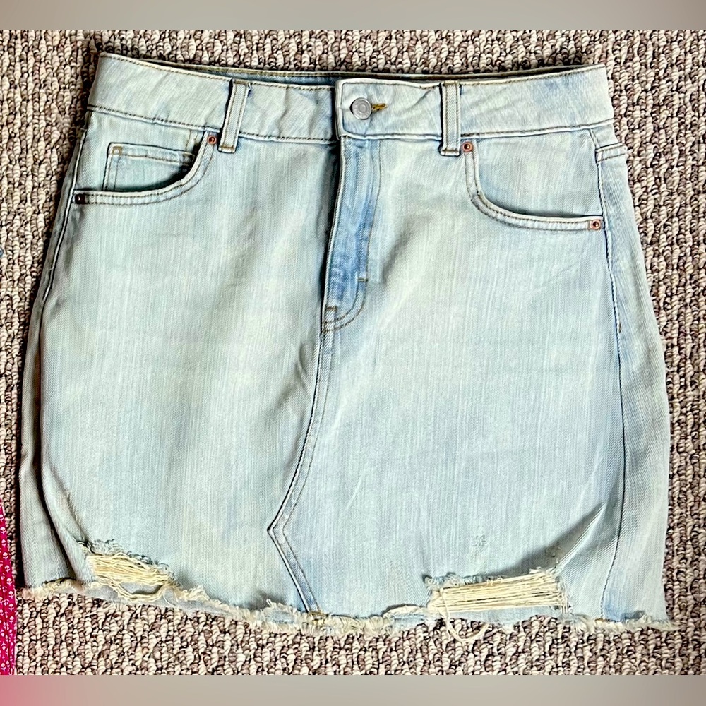 Wild fable - light denim skirt - size 10